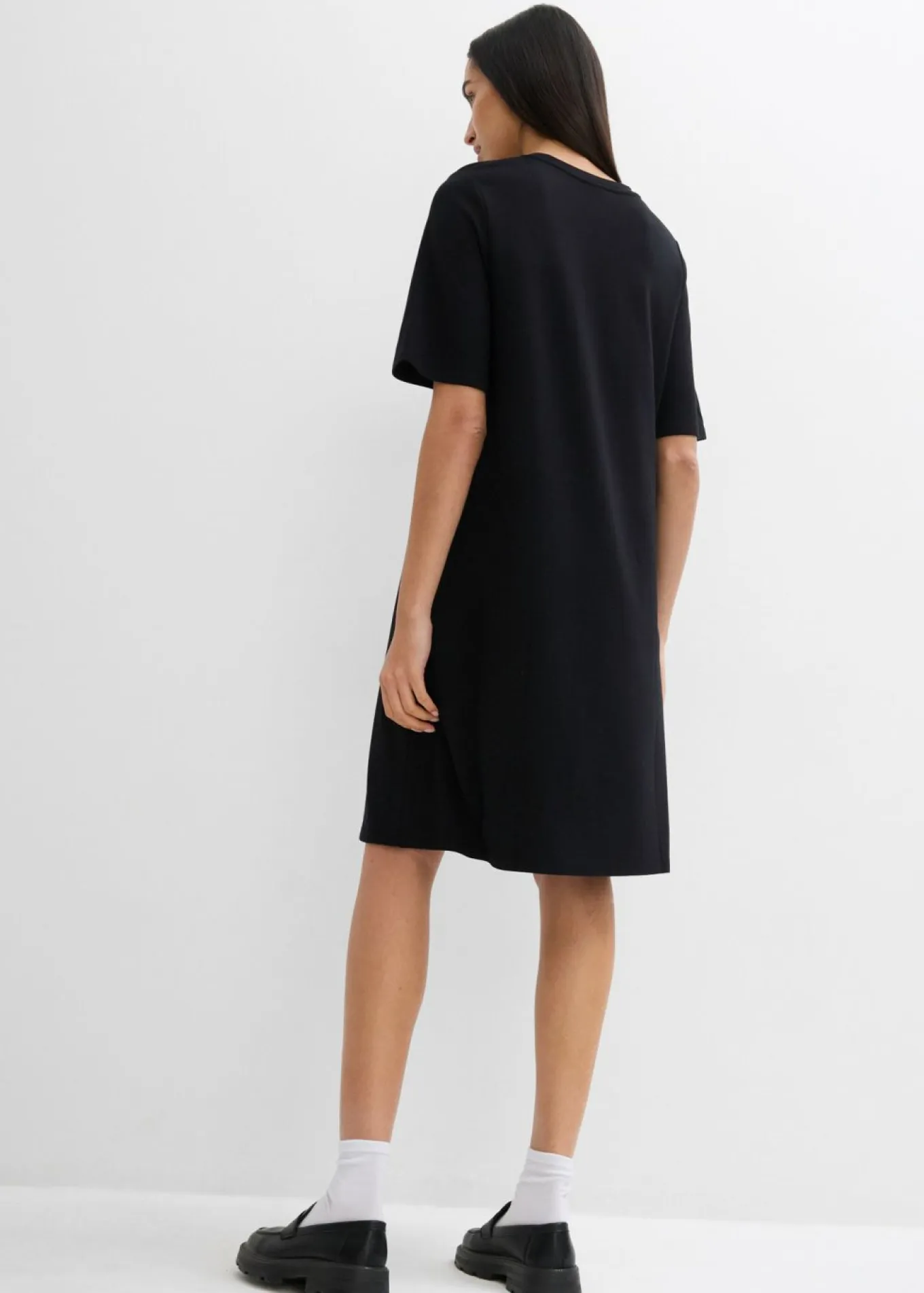 Vestido camisero con corte en A en mezcla de viscosa