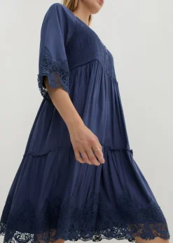 Vestido camisero con encaje