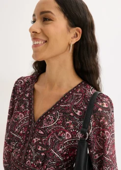 Vestido camisero con escote en V