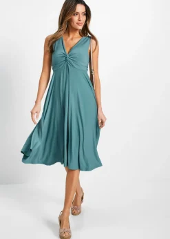Vestido camisero con escote en V