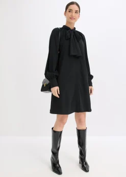 Vestido camisero con lazo en el cuello