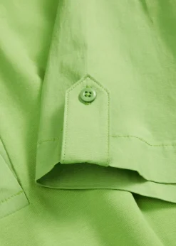 Vestido camisero confeccionado con mezcla de algodón orgánico elástico