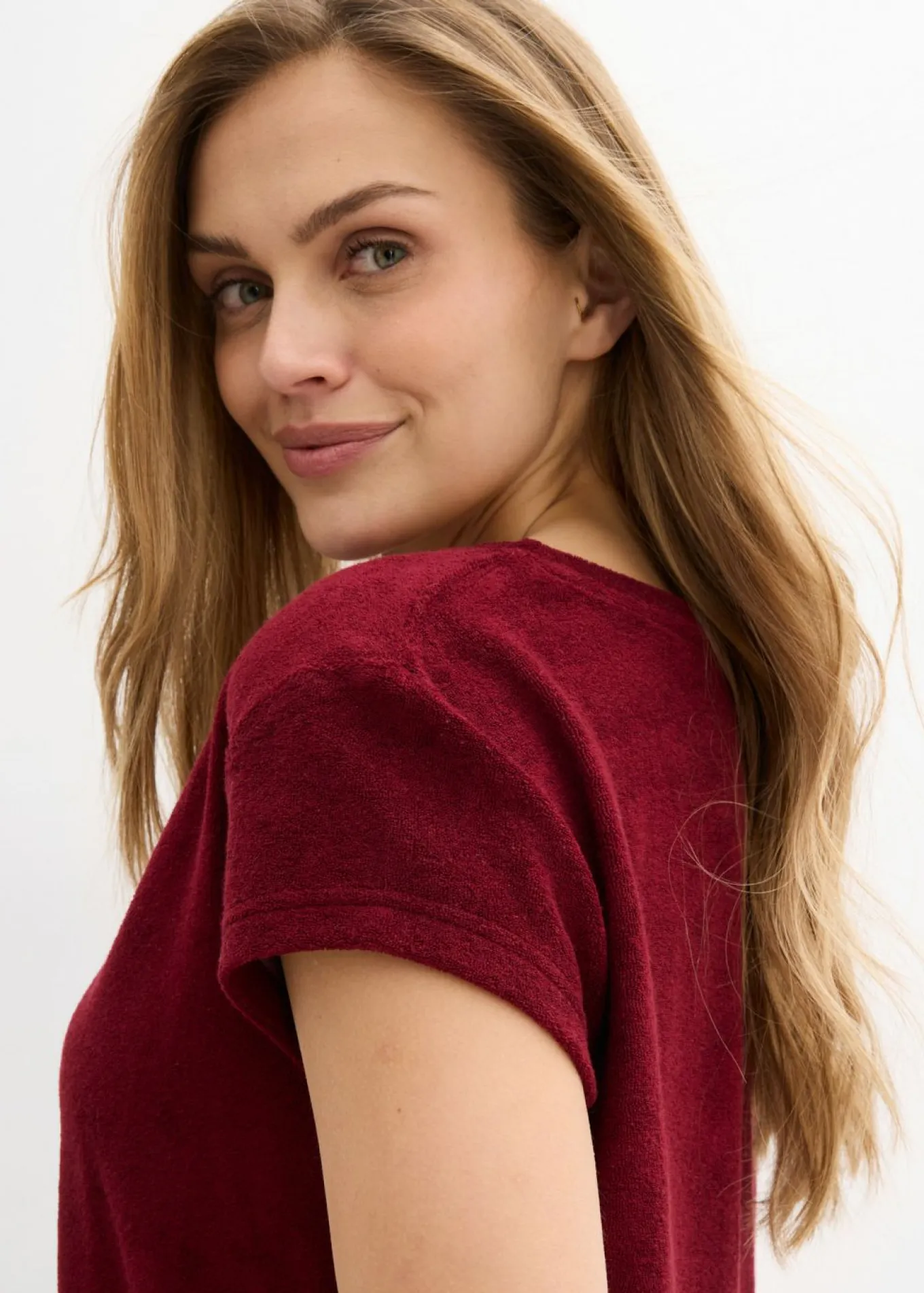Vestido camisero de felpa