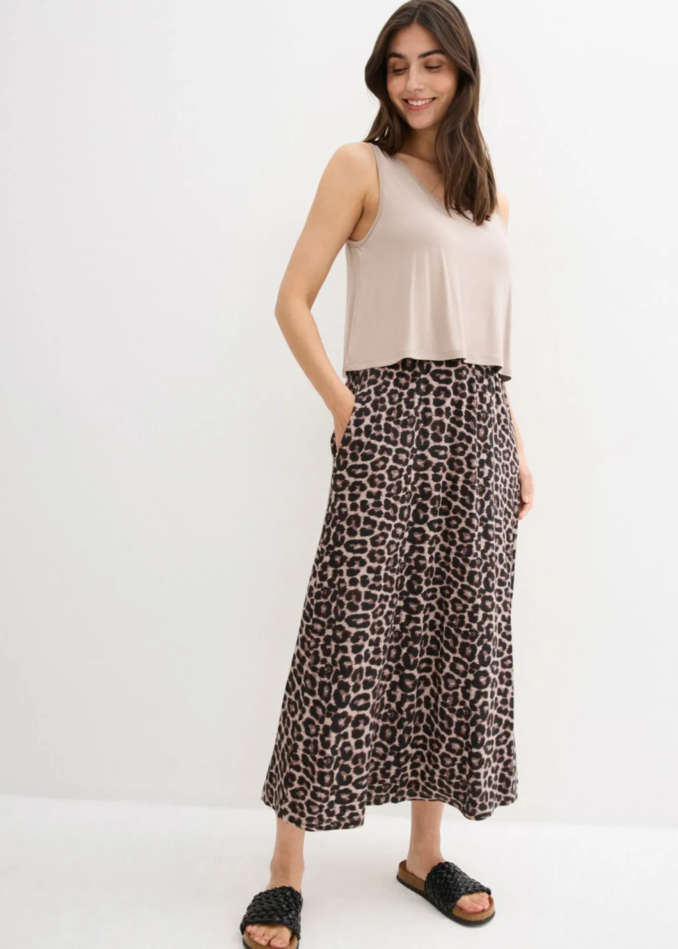 Vestido camisero de mezcla fluida de viscosa y elastano