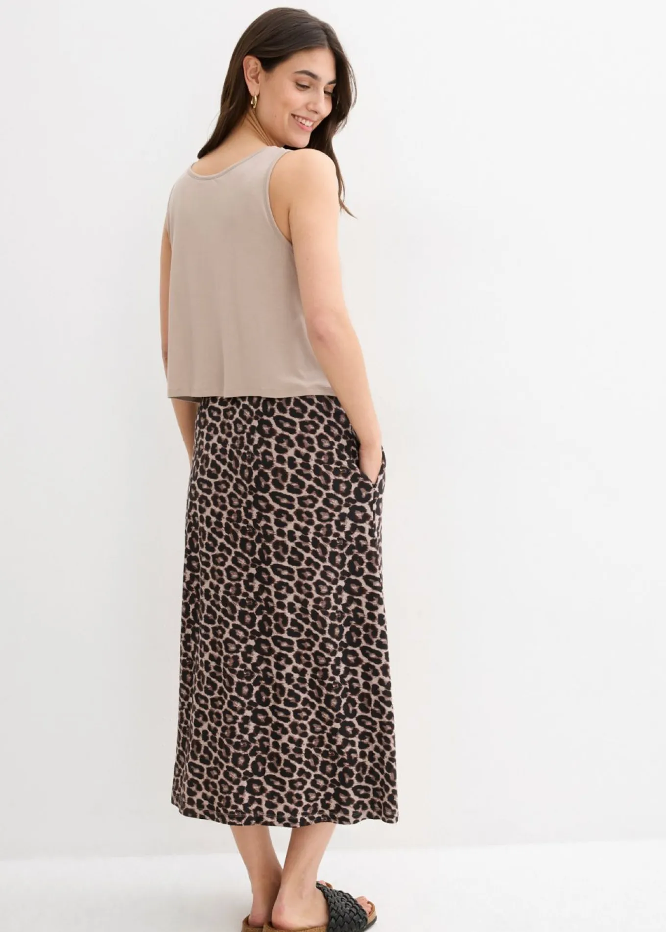 Vestido camisero de mezcla fluida de viscosa y elastano
