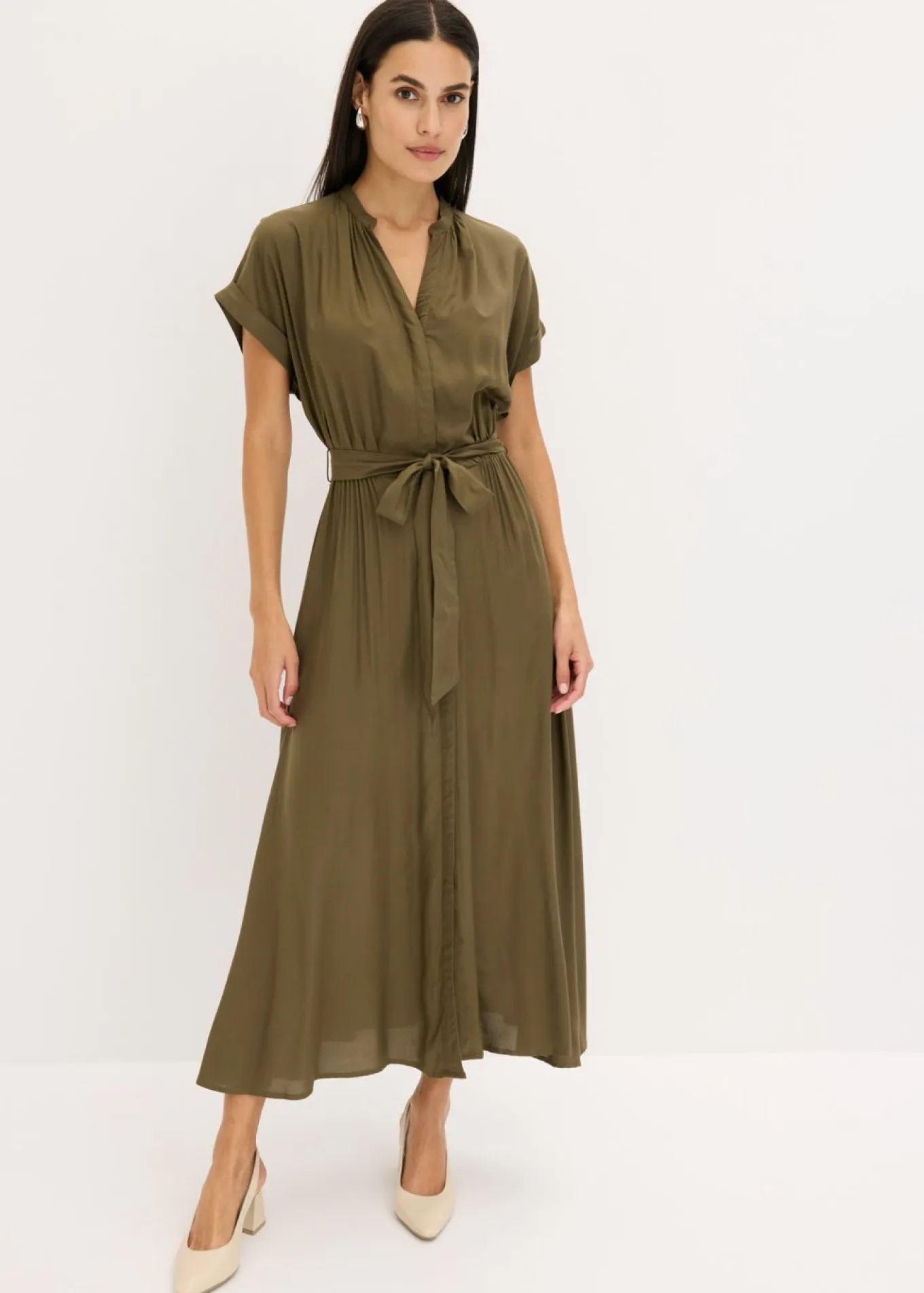 Vestido camisero de viscosa fluida