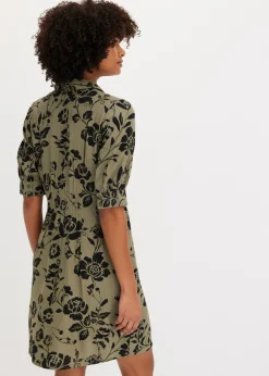 Vestido camisero de viscosa fluida