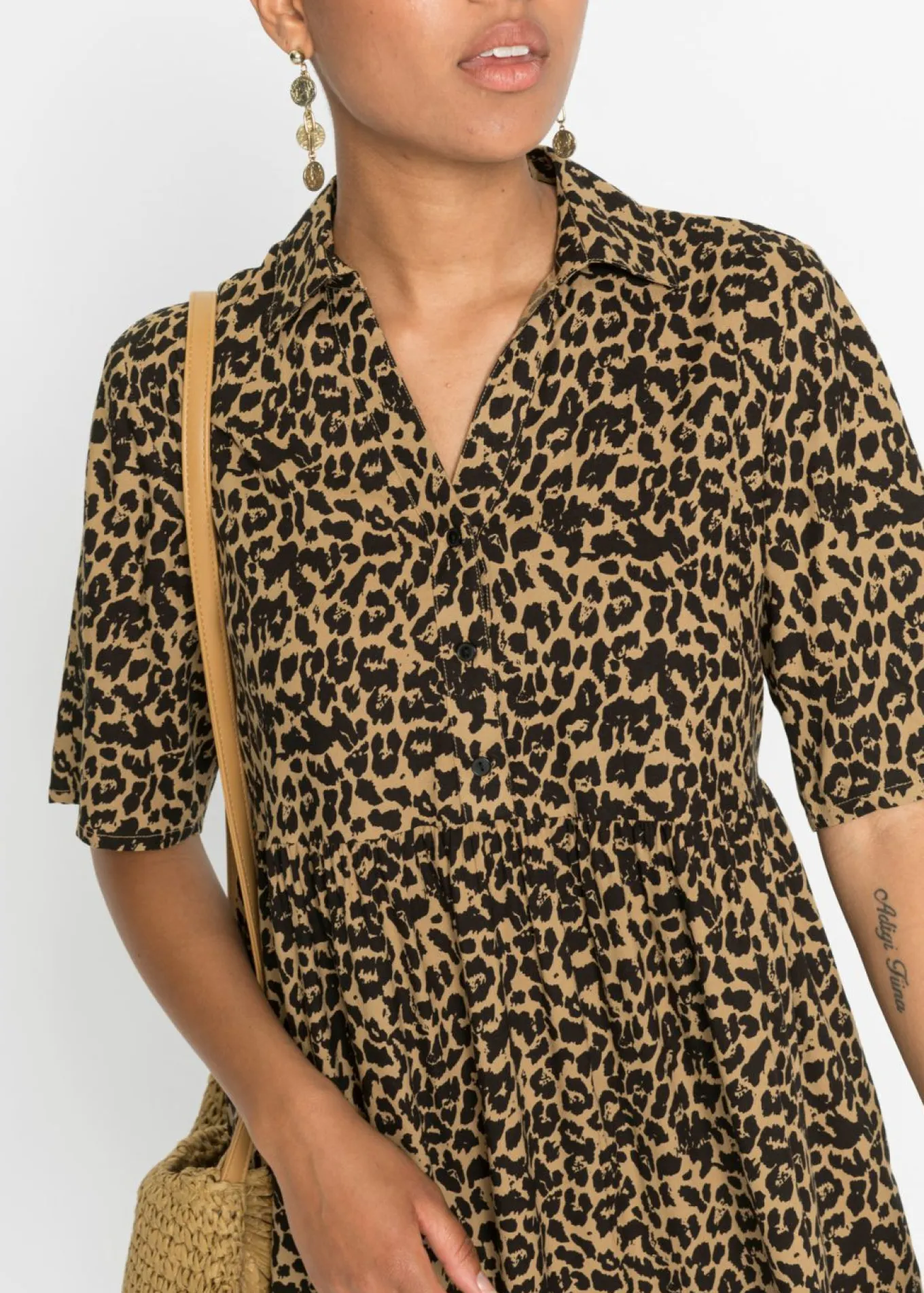 Vestido camisero de viscosa fluida