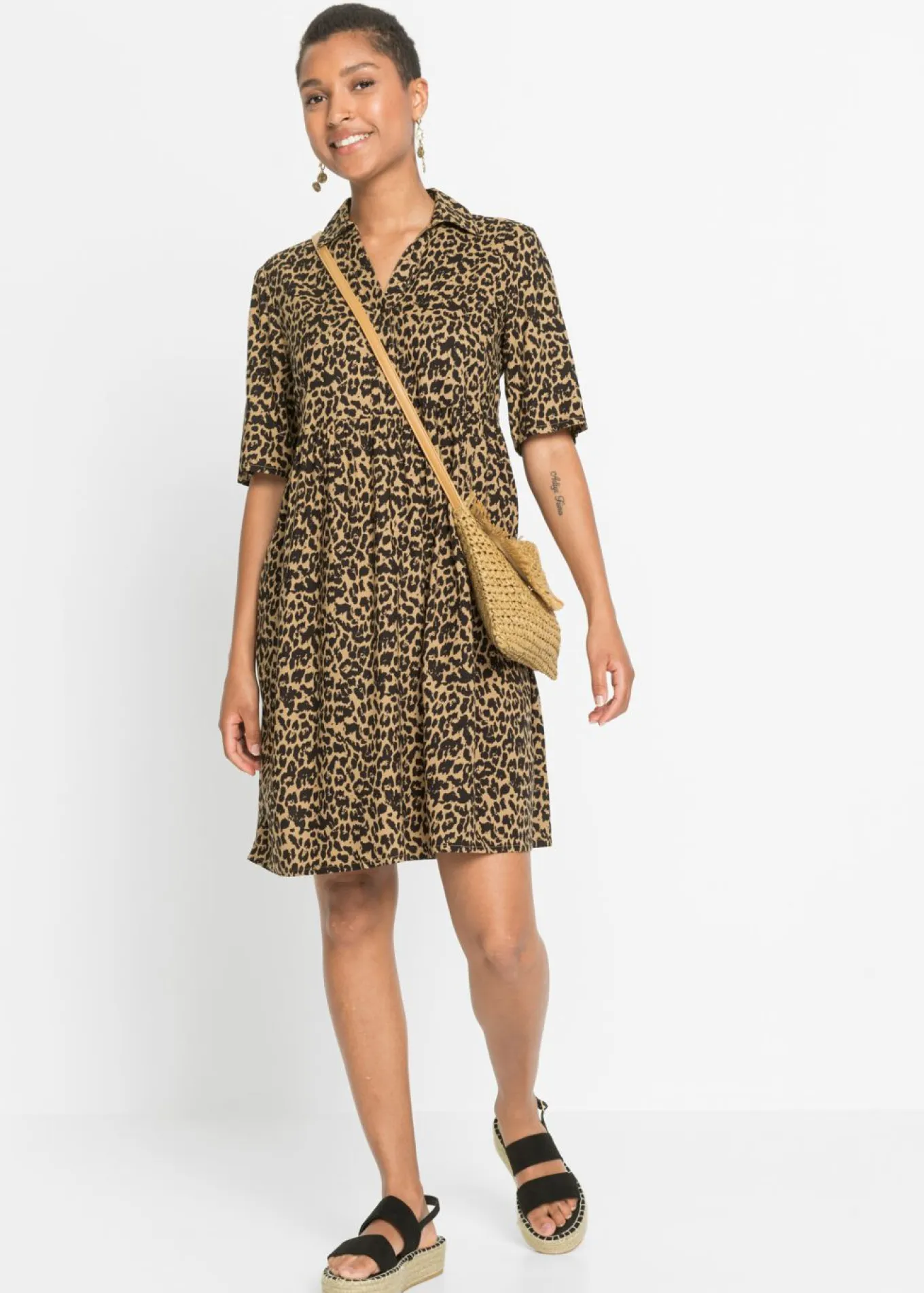 Vestido camisero de viscosa fluida