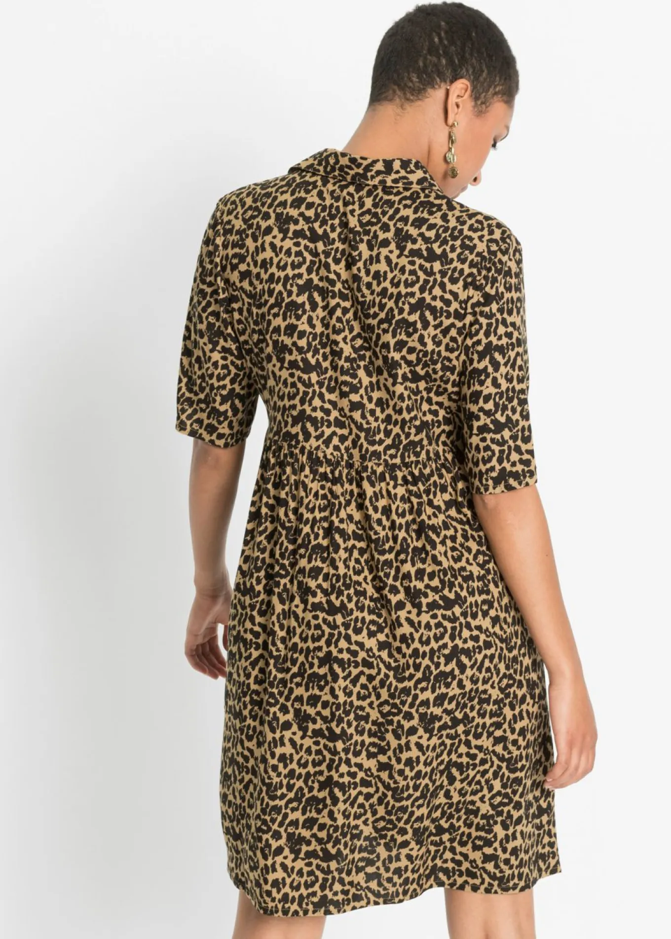 Vestido camisero de viscosa fluida