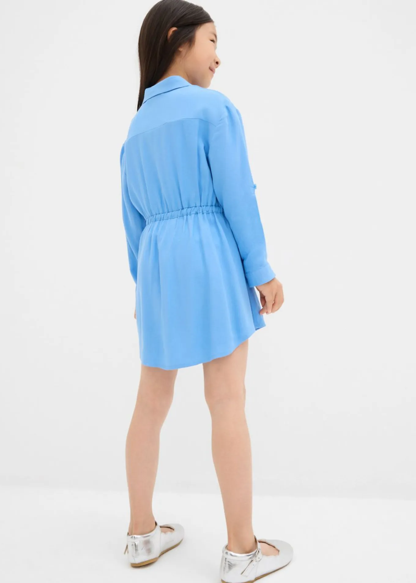 Vestido camisero de viscosa fluida