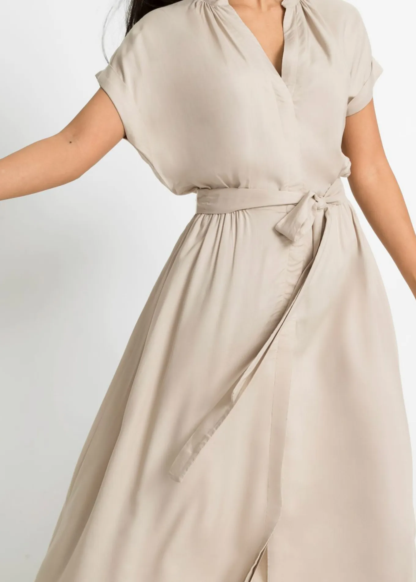 Vestido camisero de viscosa fluida
