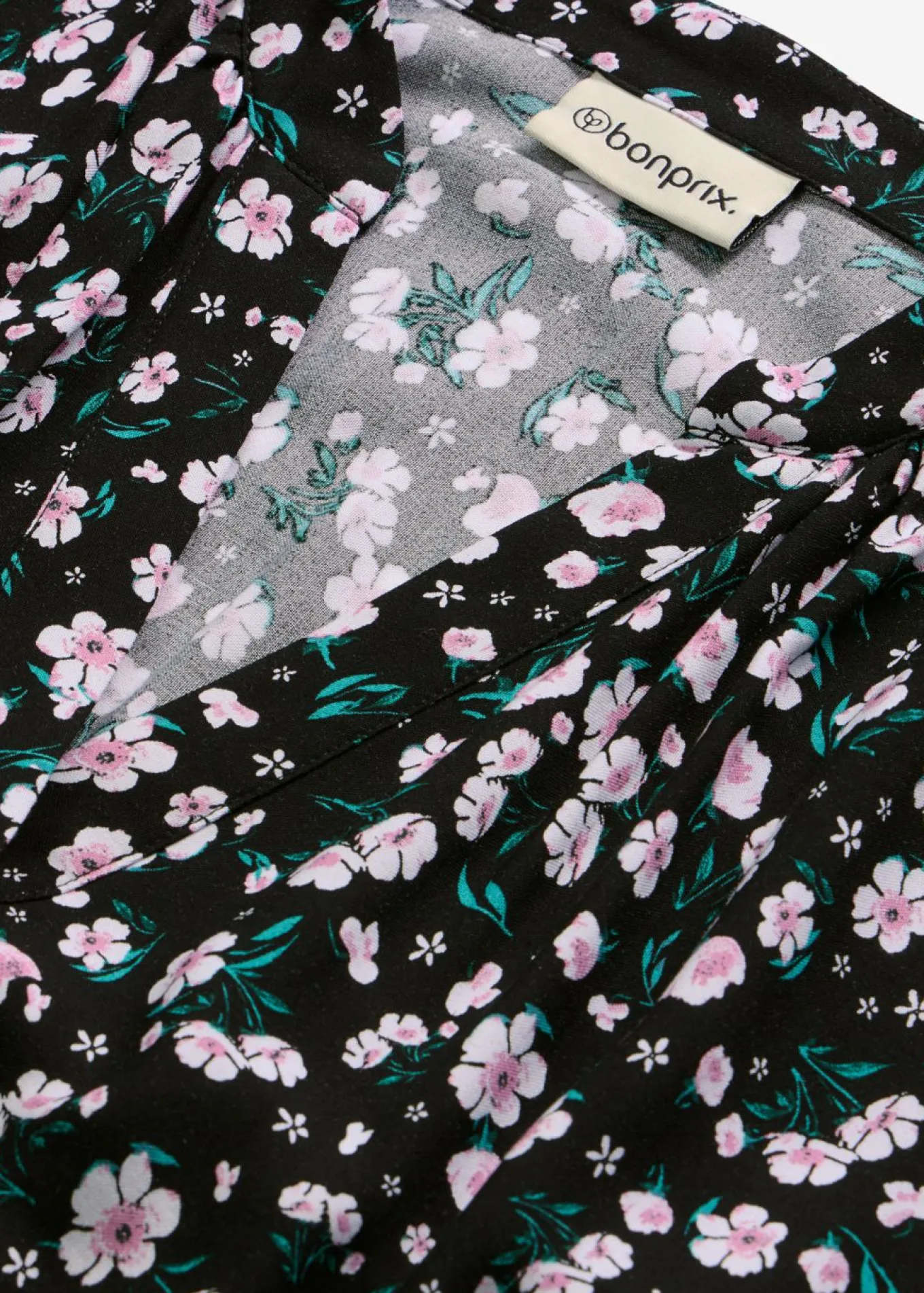Vestido camisero de viscosa fluida