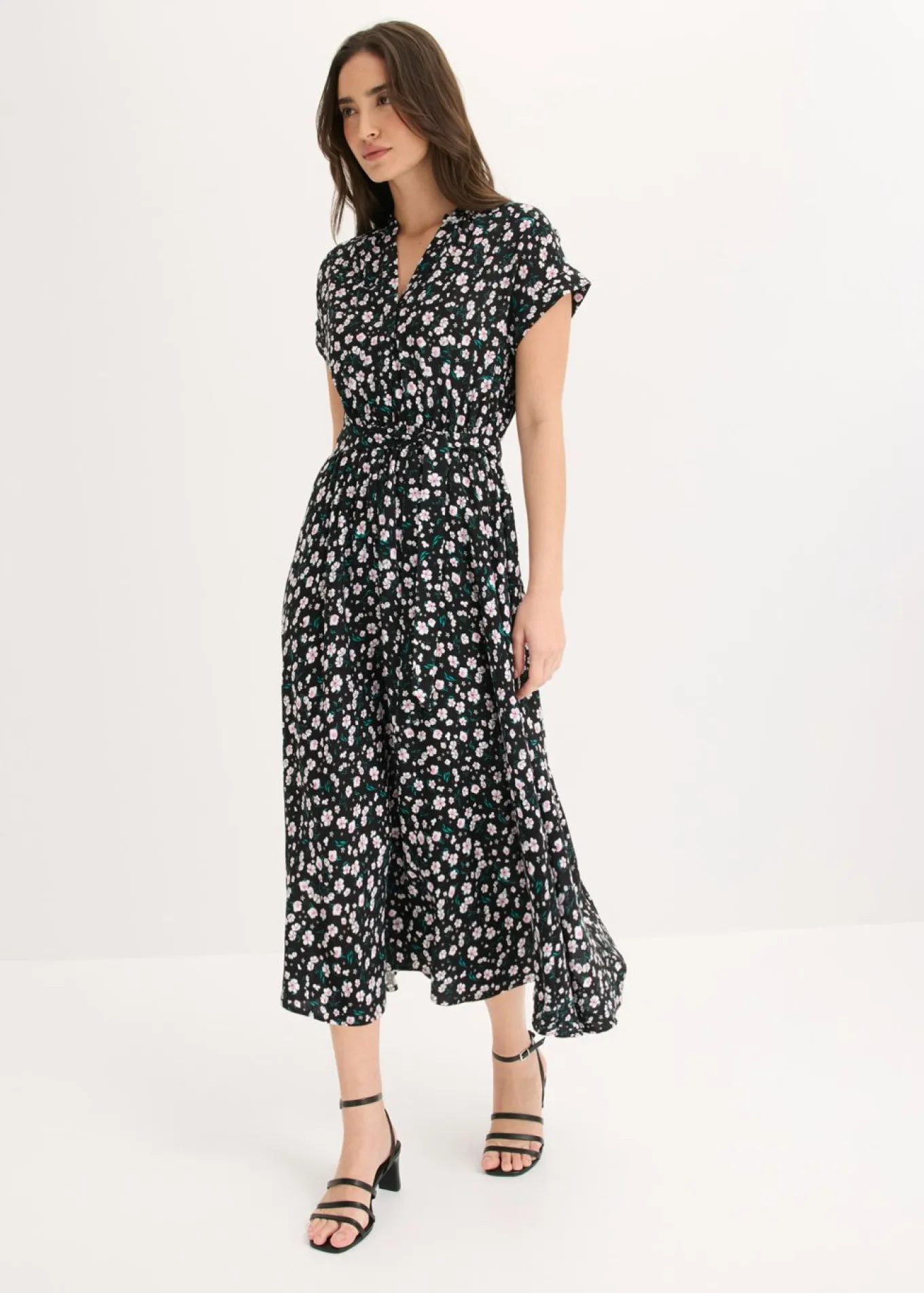 Vestido camisero de viscosa fluida