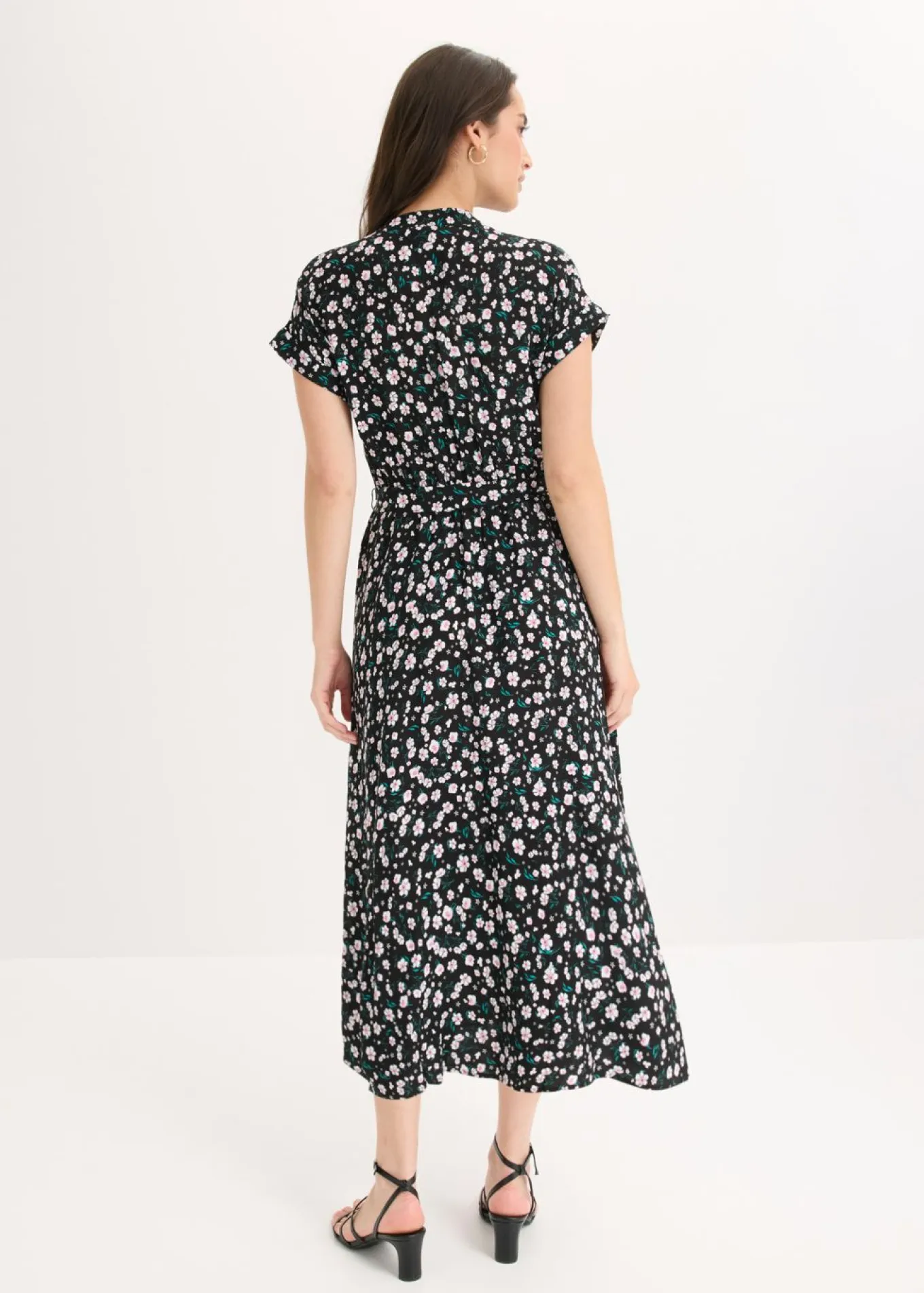 Vestido camisero de viscosa fluida