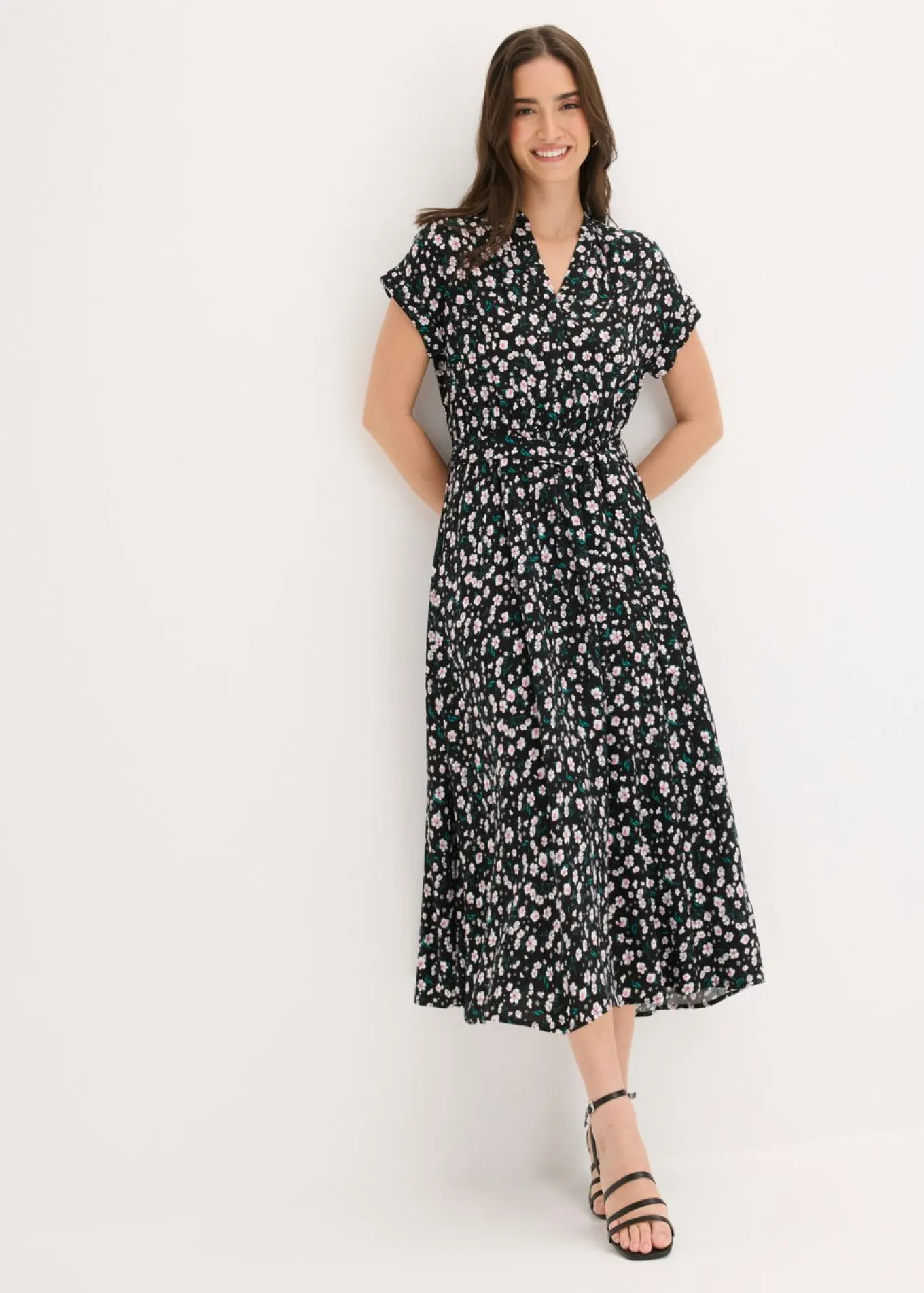 Vestido camisero de viscosa fluida