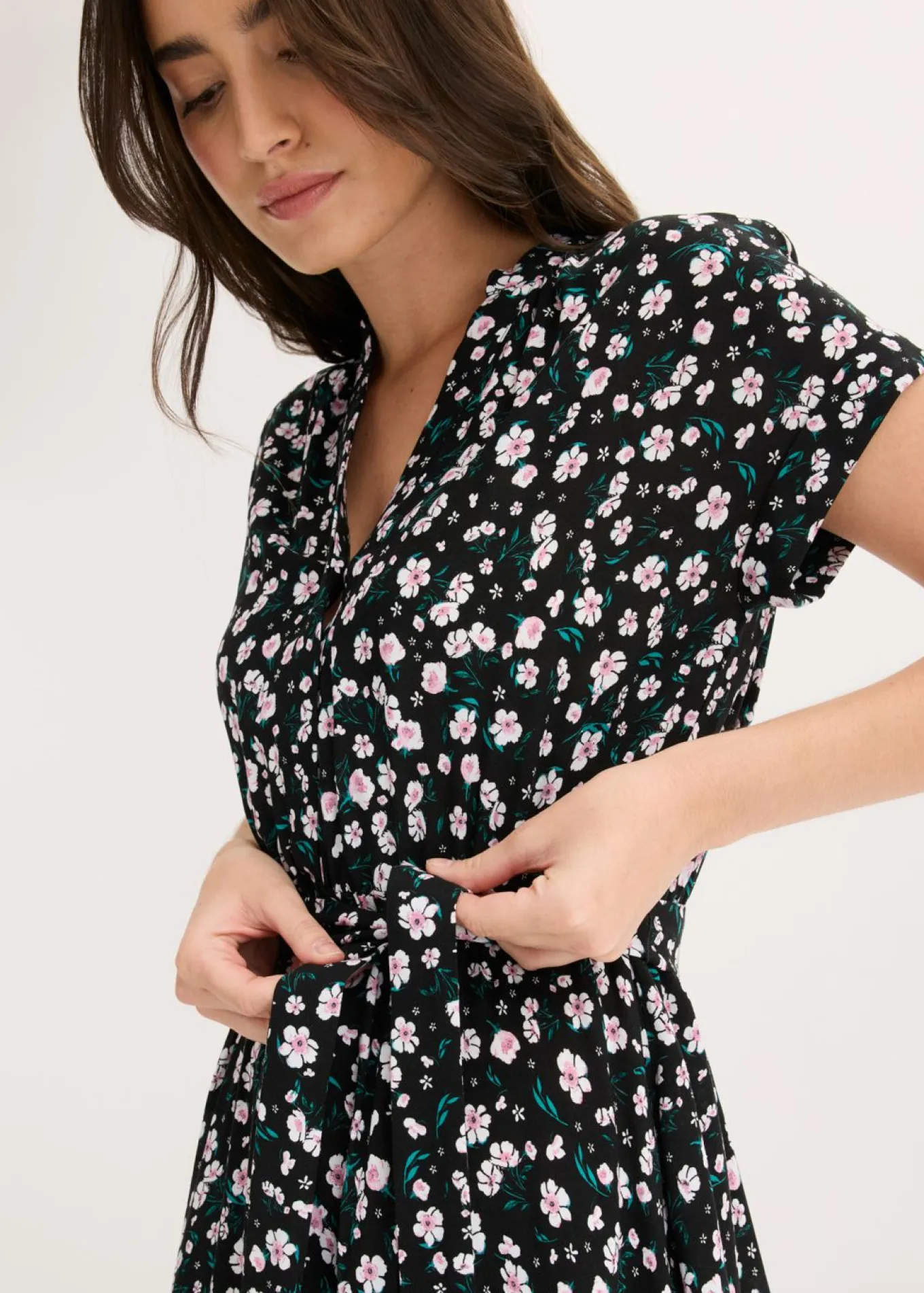 Vestido camisero de viscosa fluida