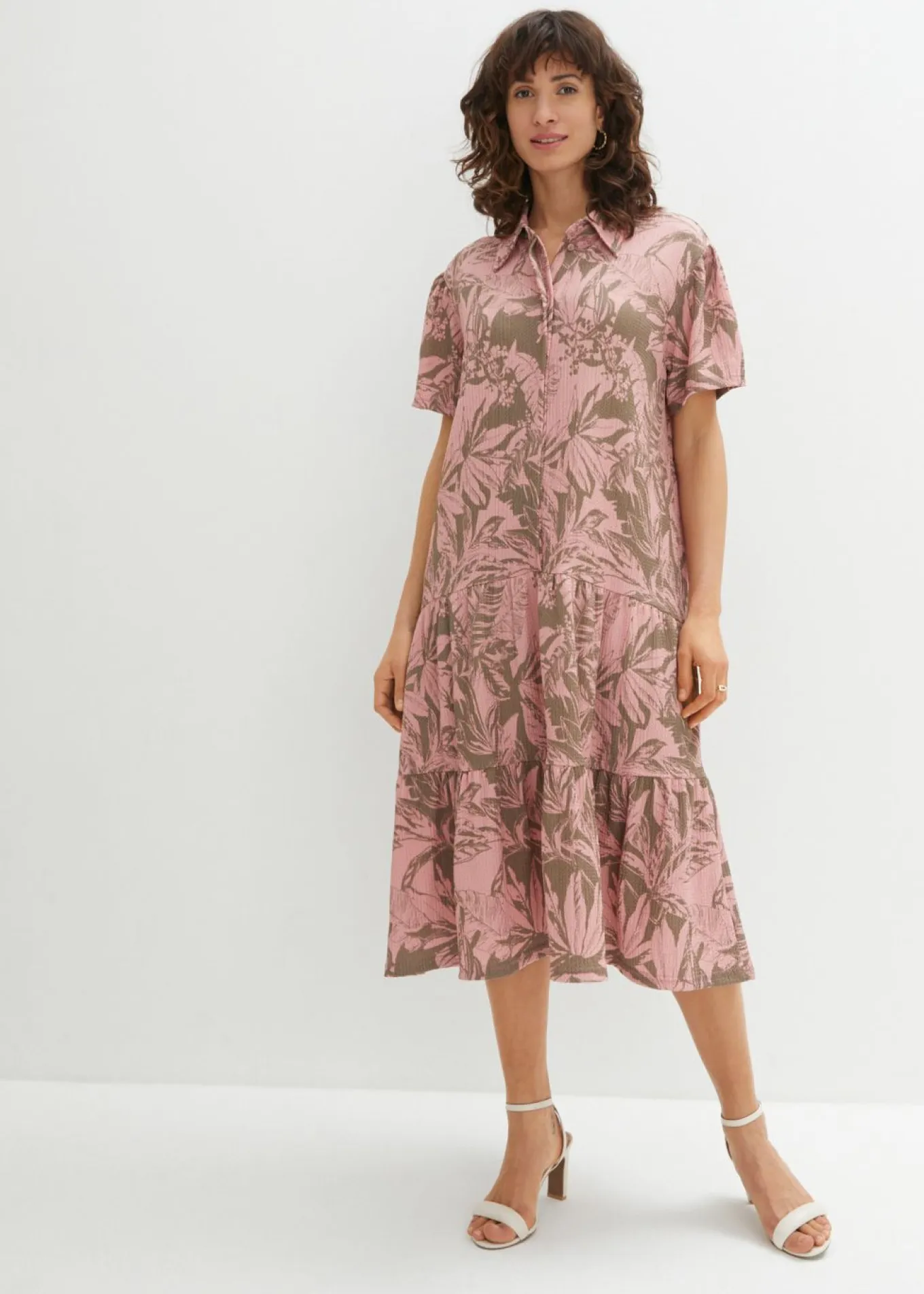 Vestido camisero tipo polo