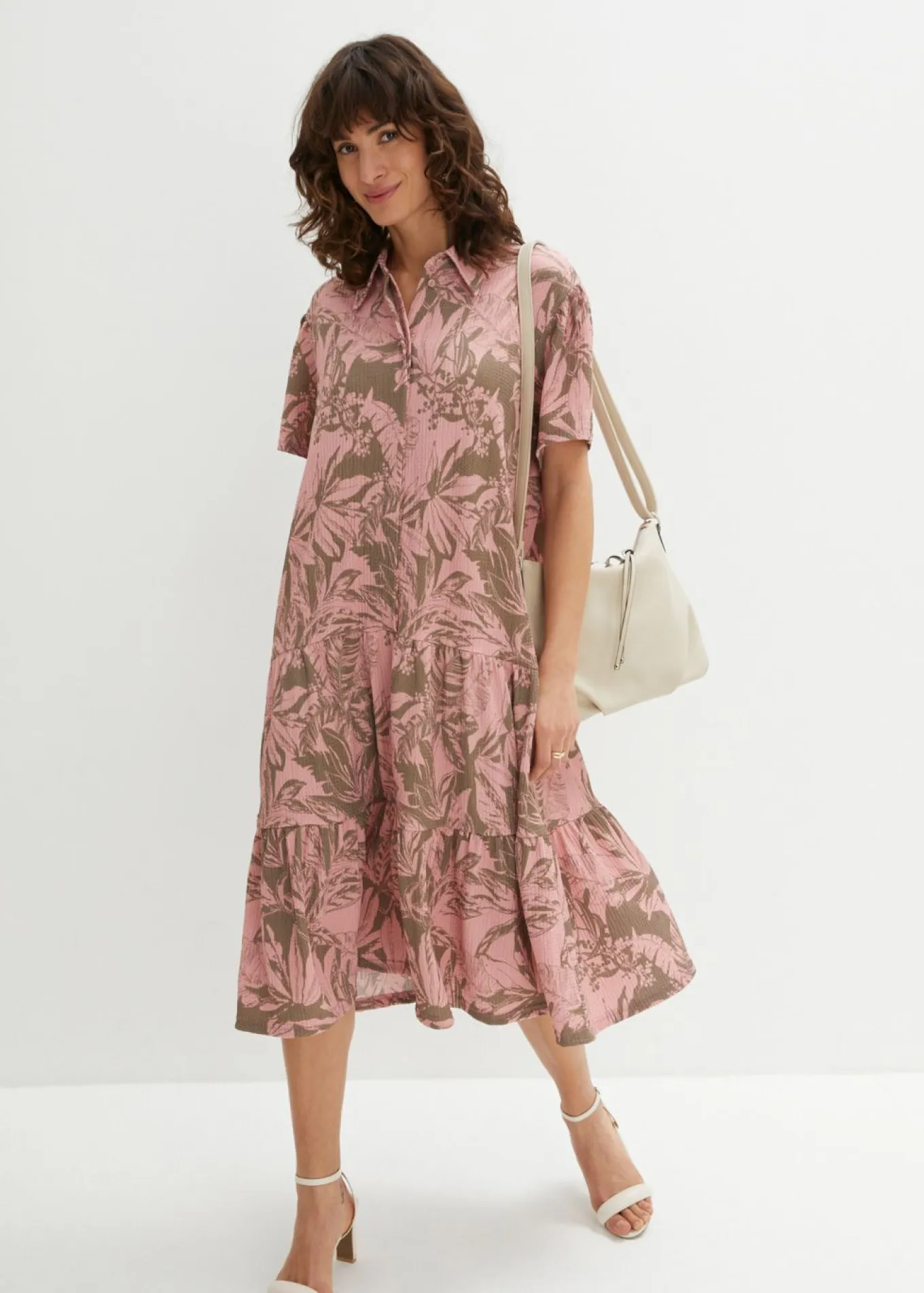 Vestido camisero tipo polo