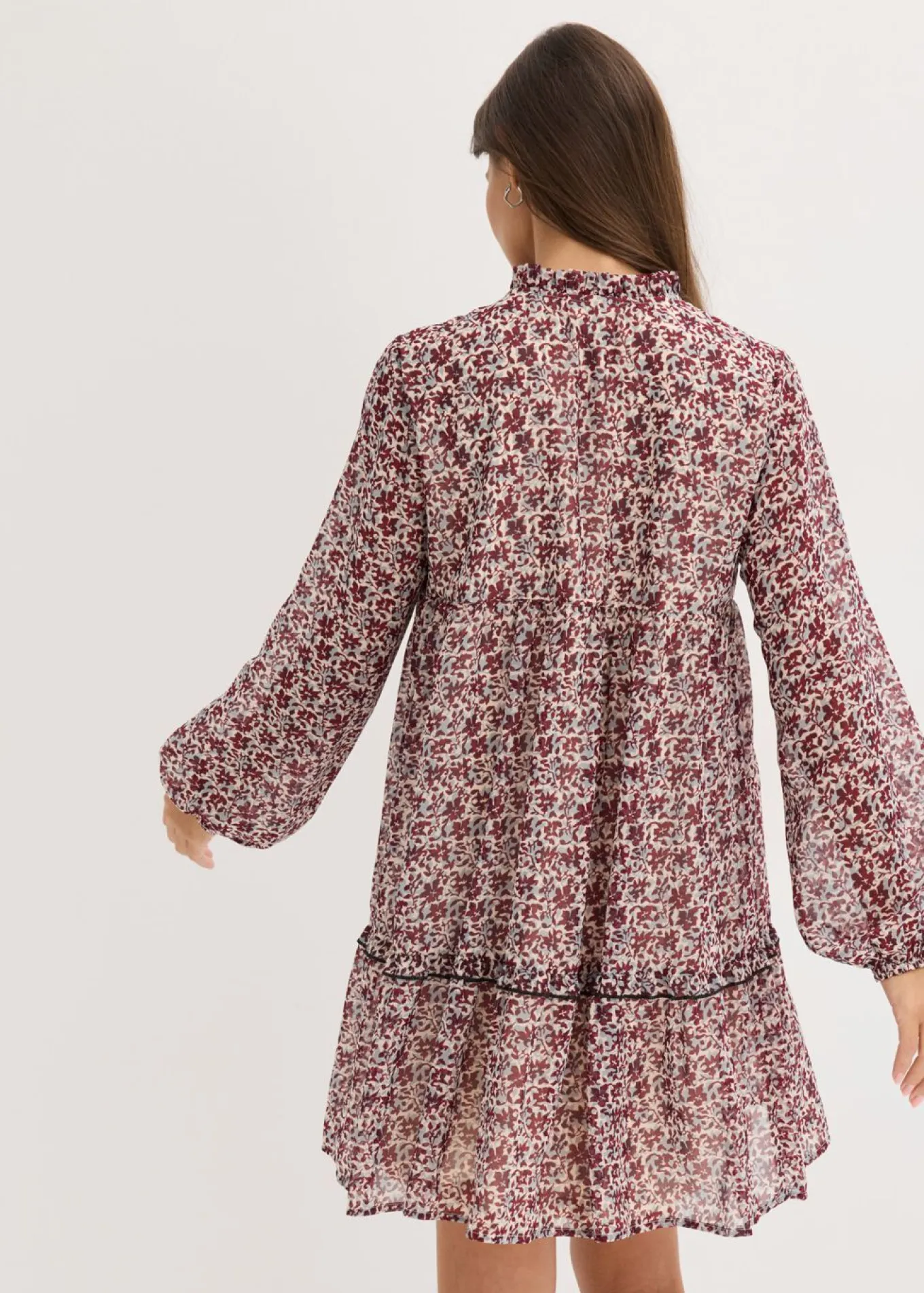 Vestido con bordado