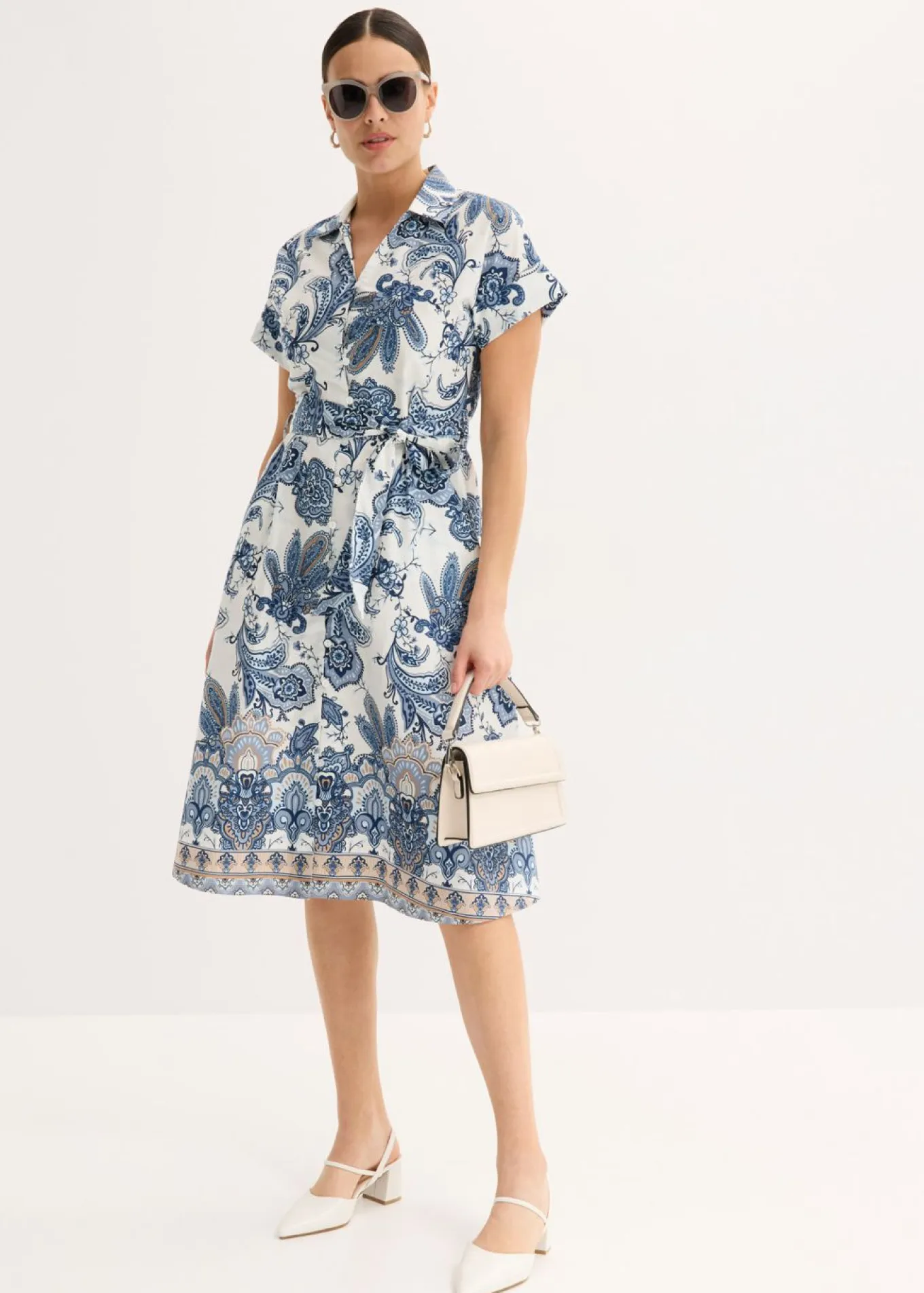 Vestido con cinta para anudar