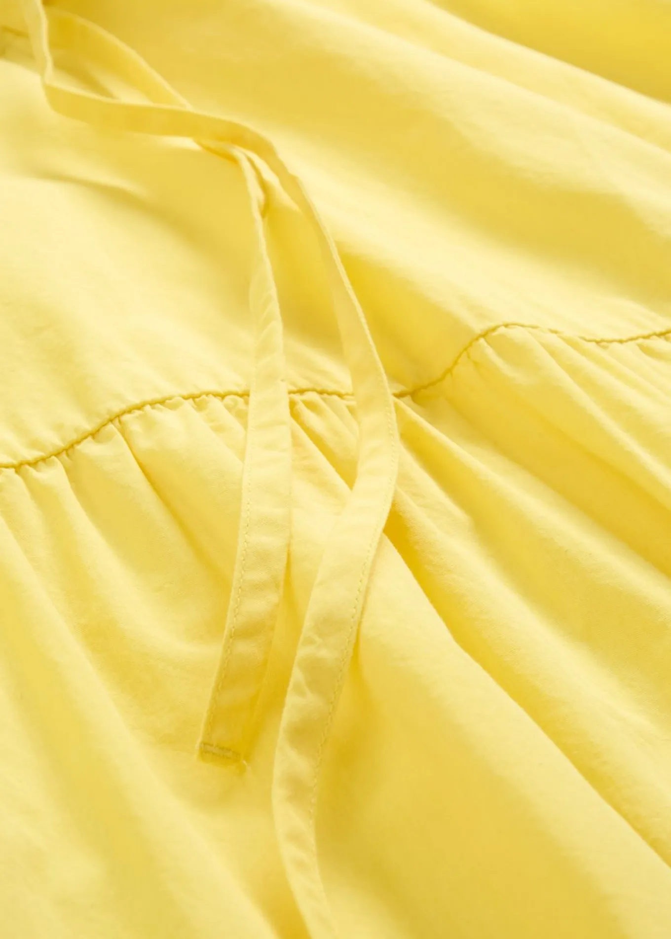 Vestido con contenido de seda