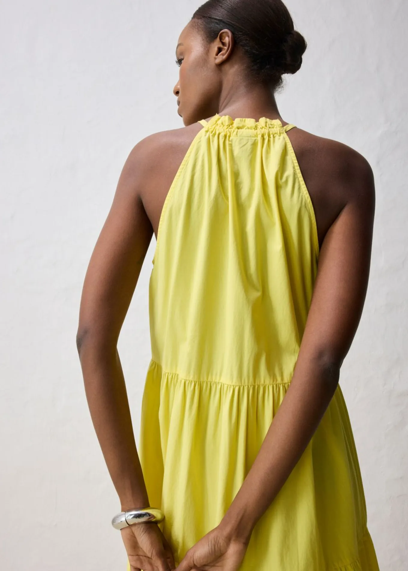 Vestido con contenido de seda