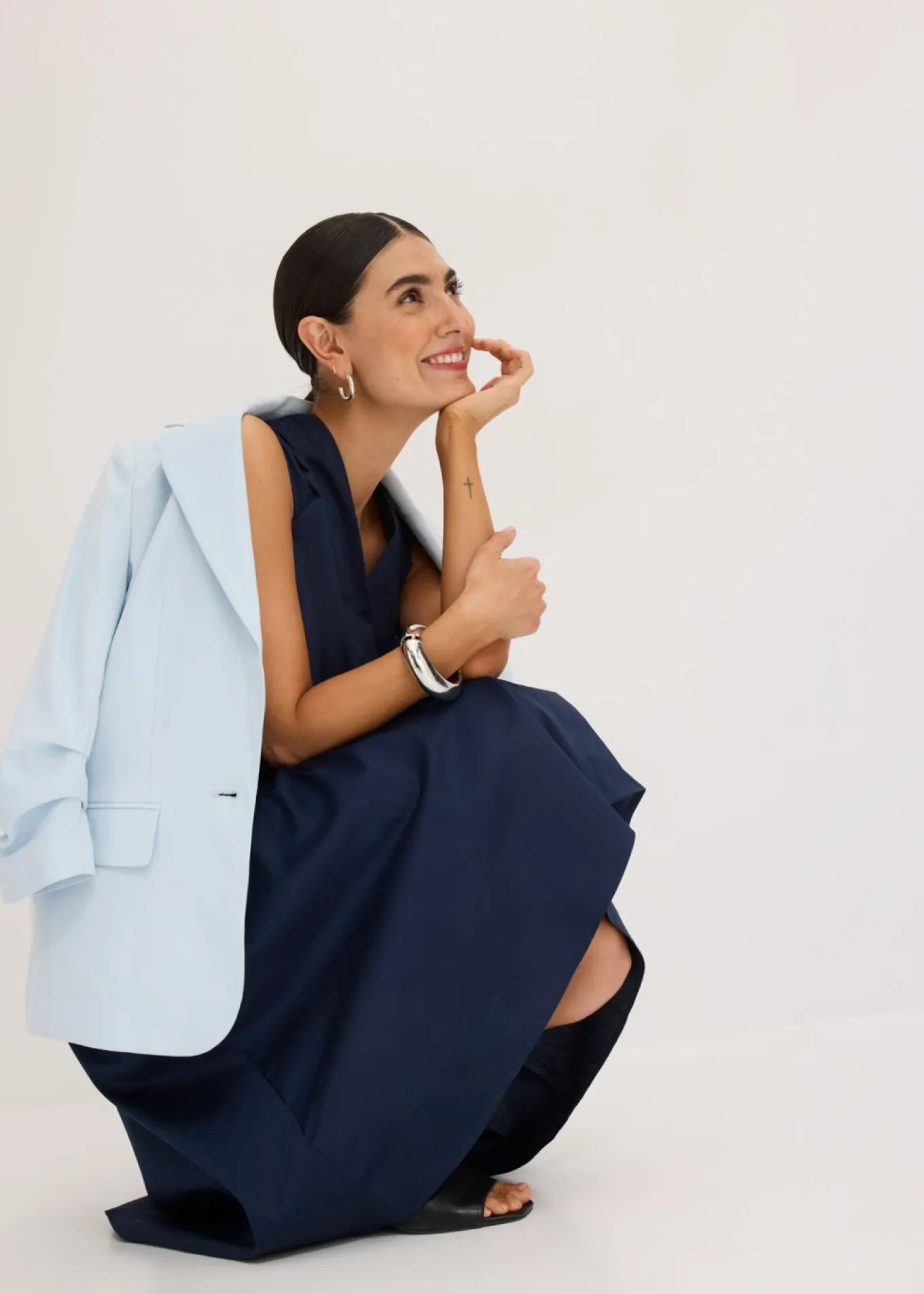 Vestido con detalle de cordón