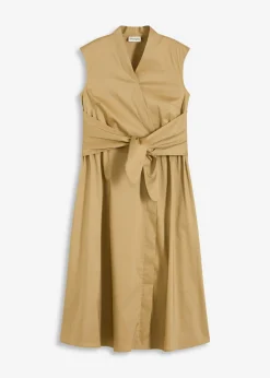 Vestido con detalle de cordón