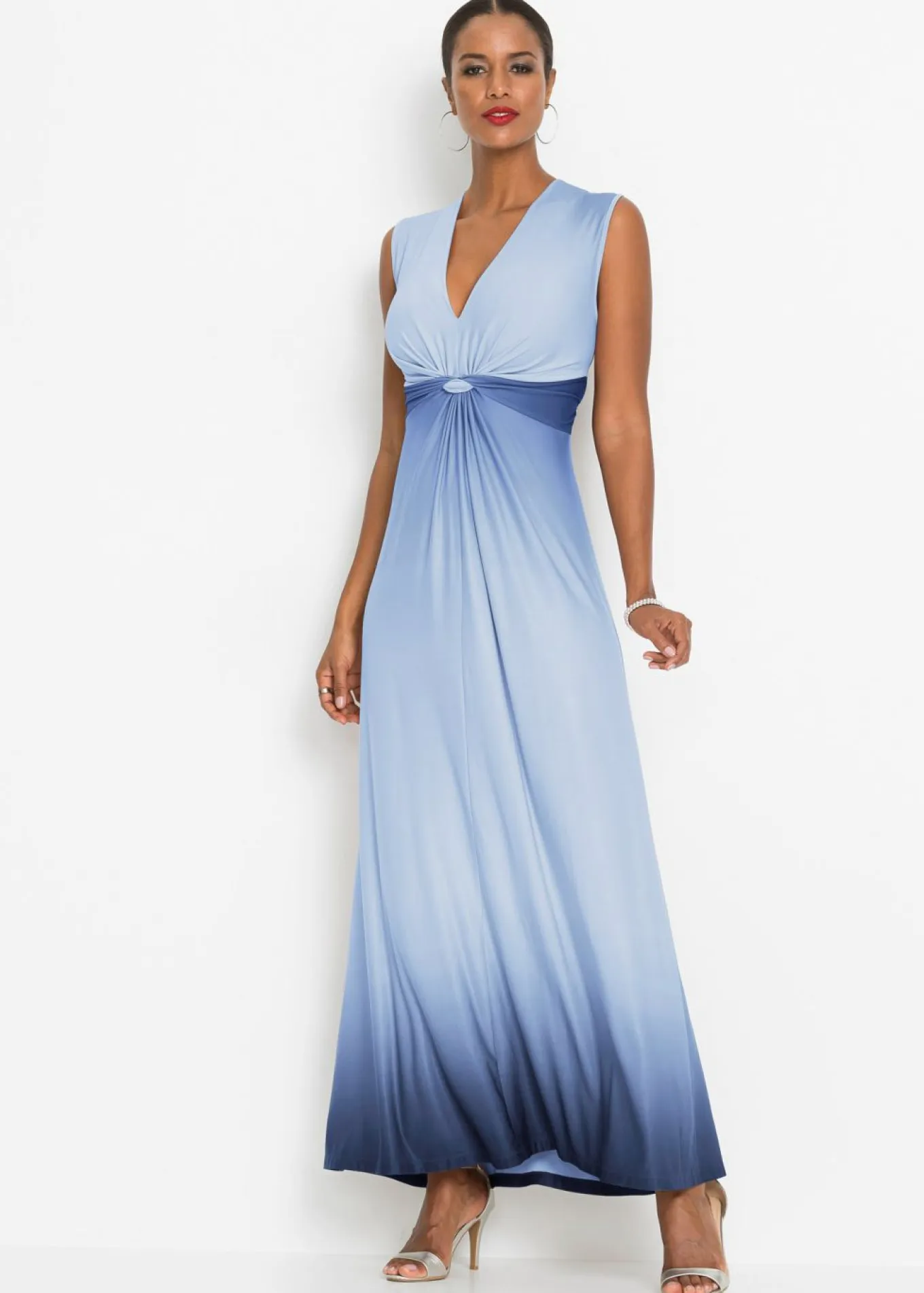 Vestido con detalle de nudo