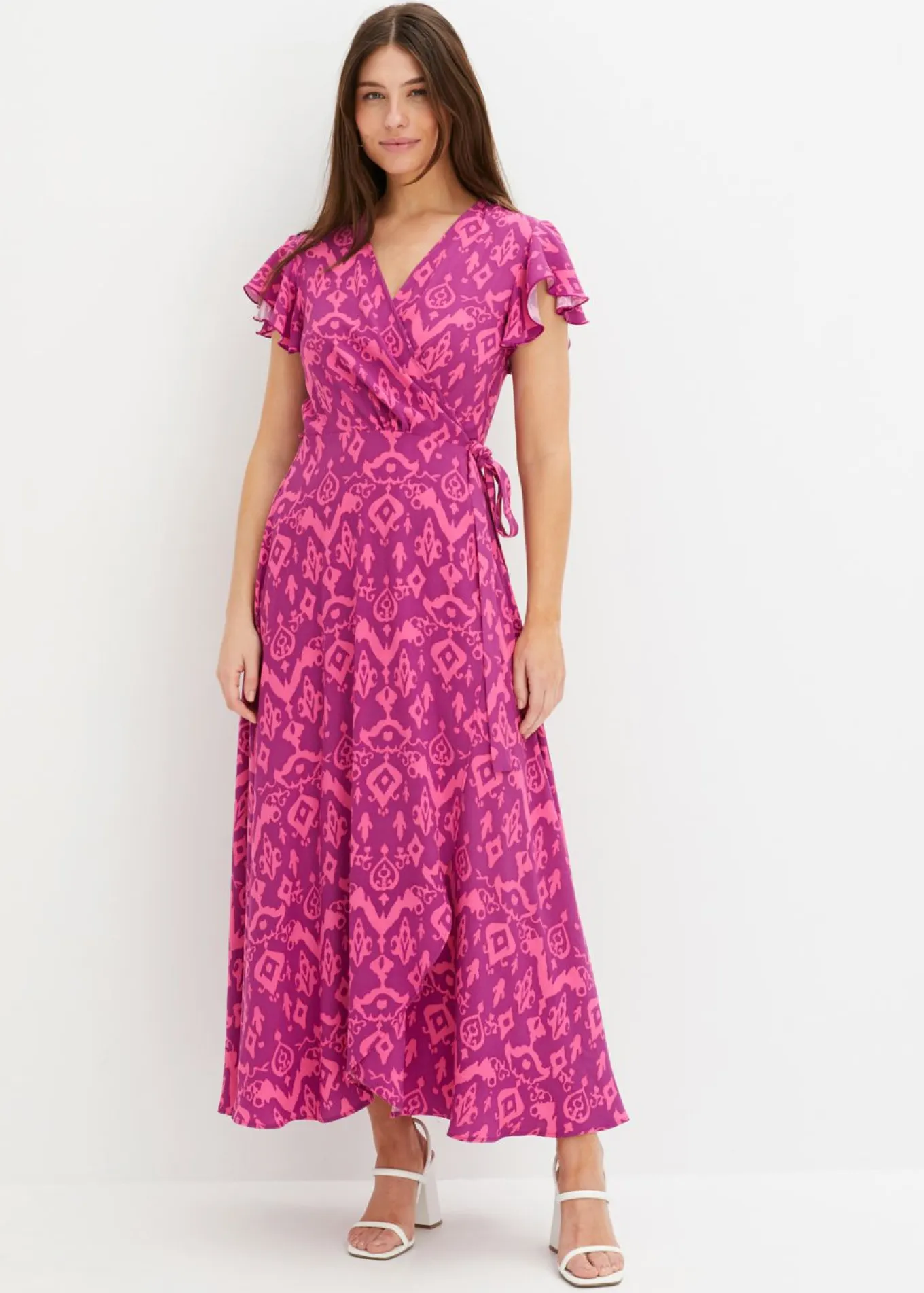 Vestido con diseño cruzado
