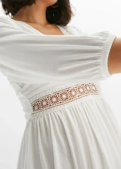 Vestido con encaje