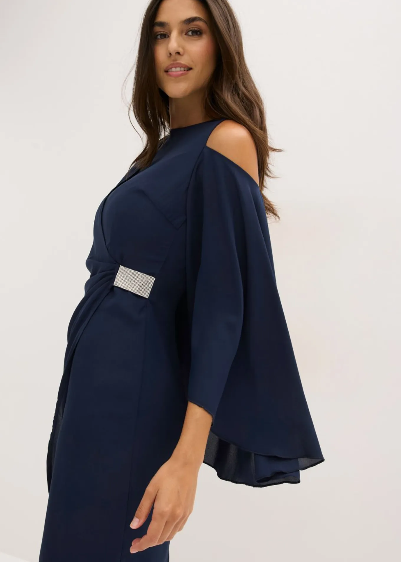 Vestido con escote bañera
