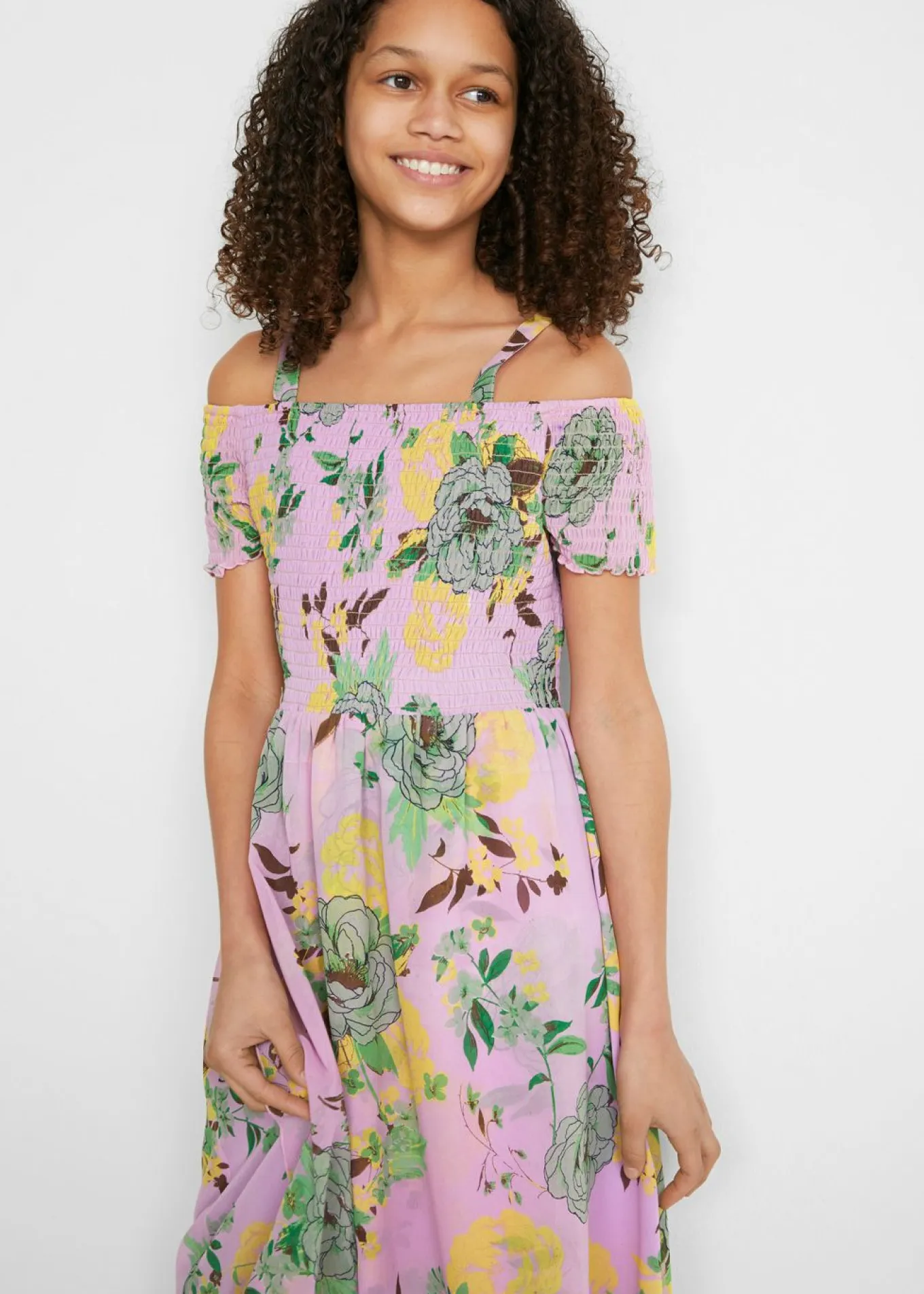 Vestido con escote bañera