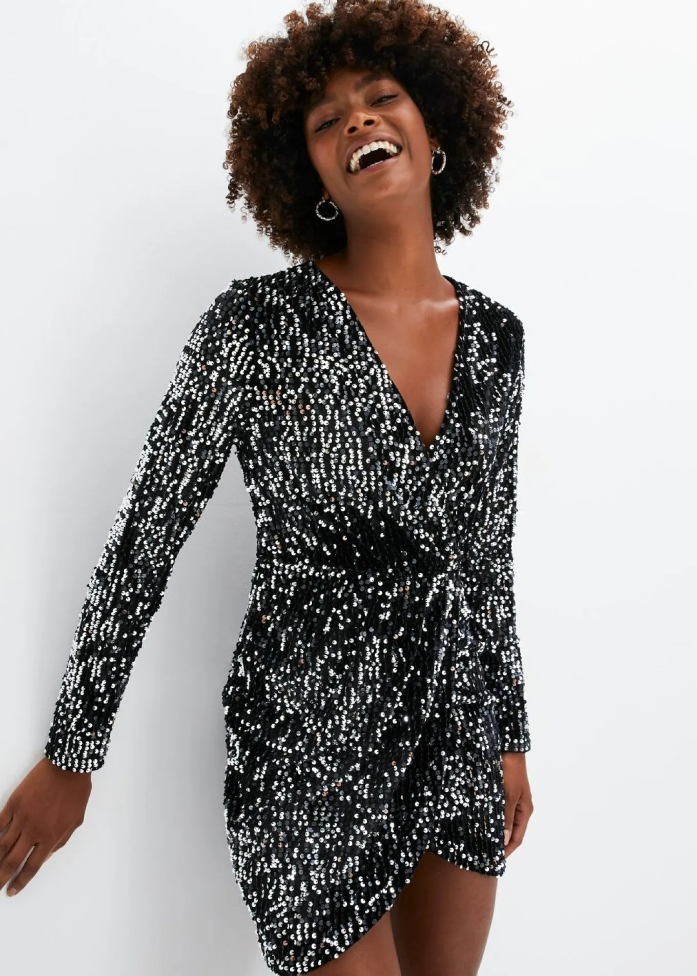 Vestido con lentejuelas de terciopelo suave