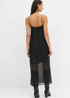 Vestido con tirantes finos