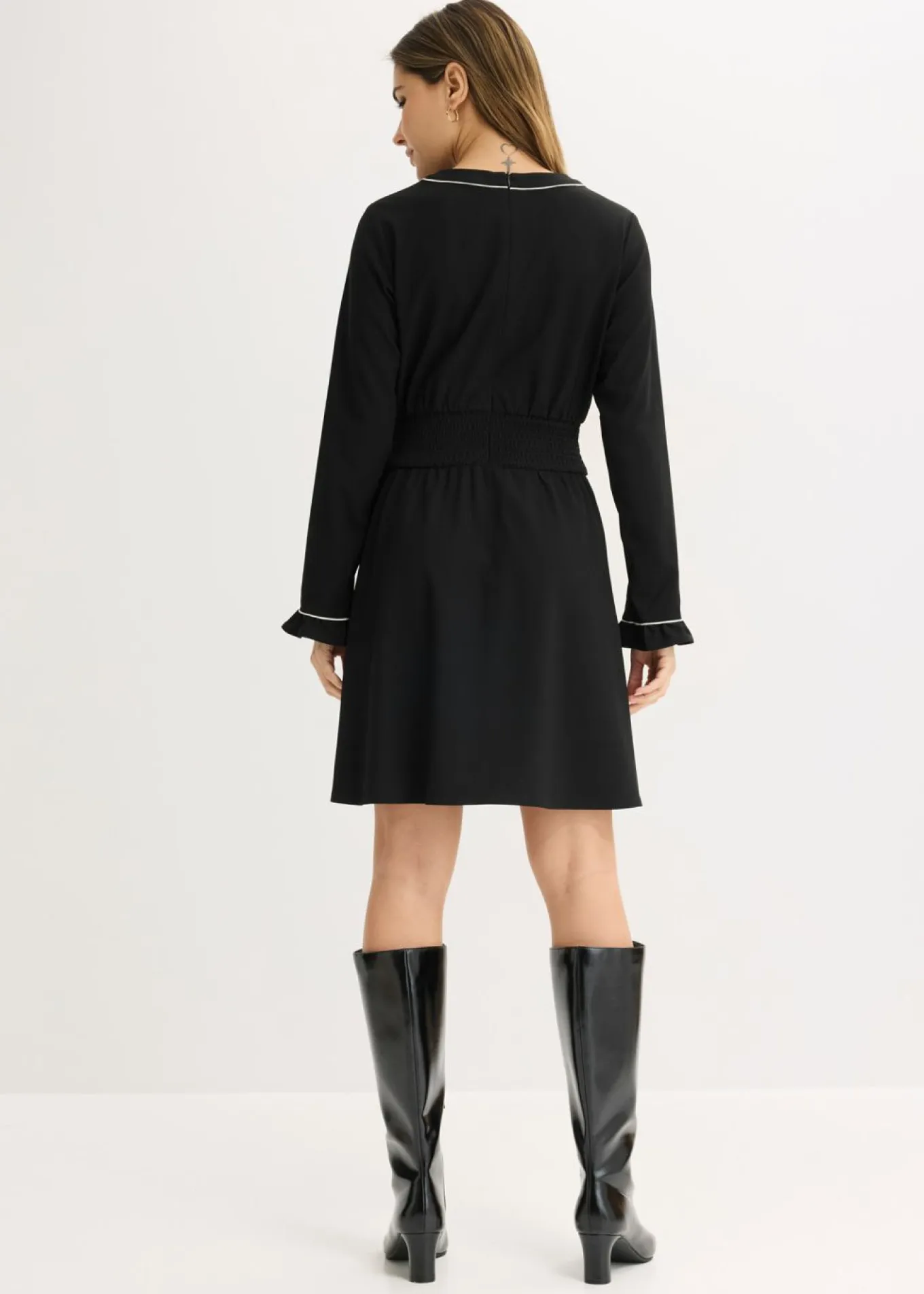 Vestido con volantes