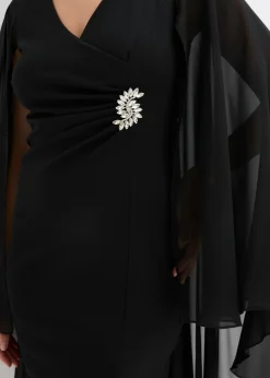 Vestido corto con capa de gasa fina