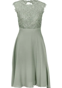 Vestido corto con encaje