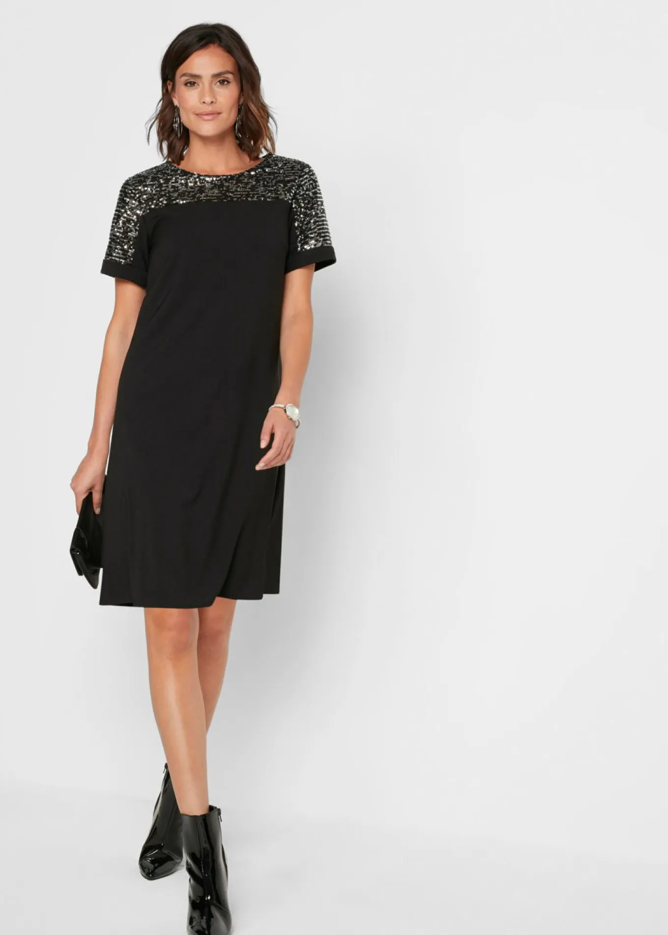 Vestido corto con inserto de lentejuelas
