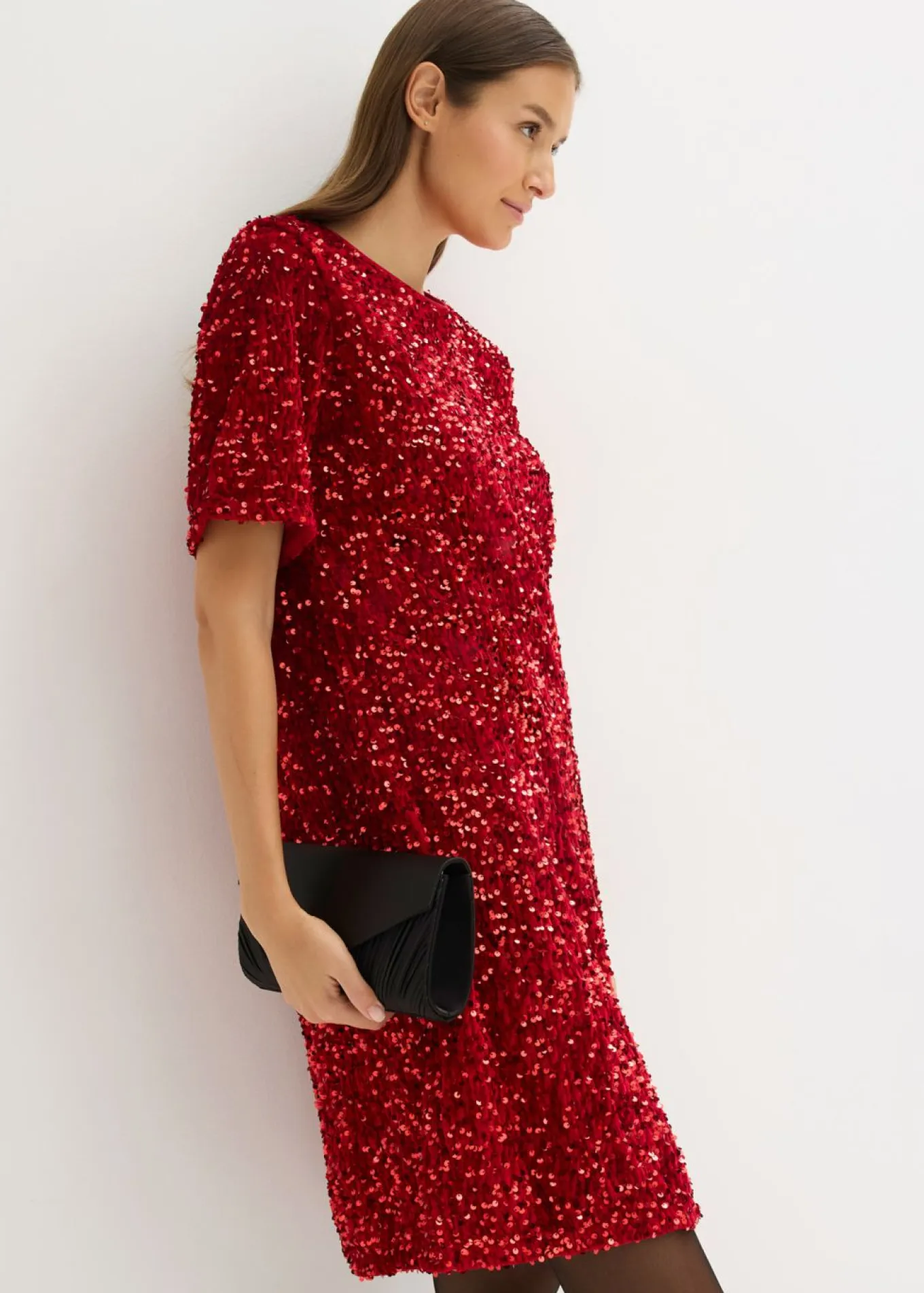 Vestido corto con lentejuelas