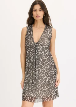 Vestido corto con malla