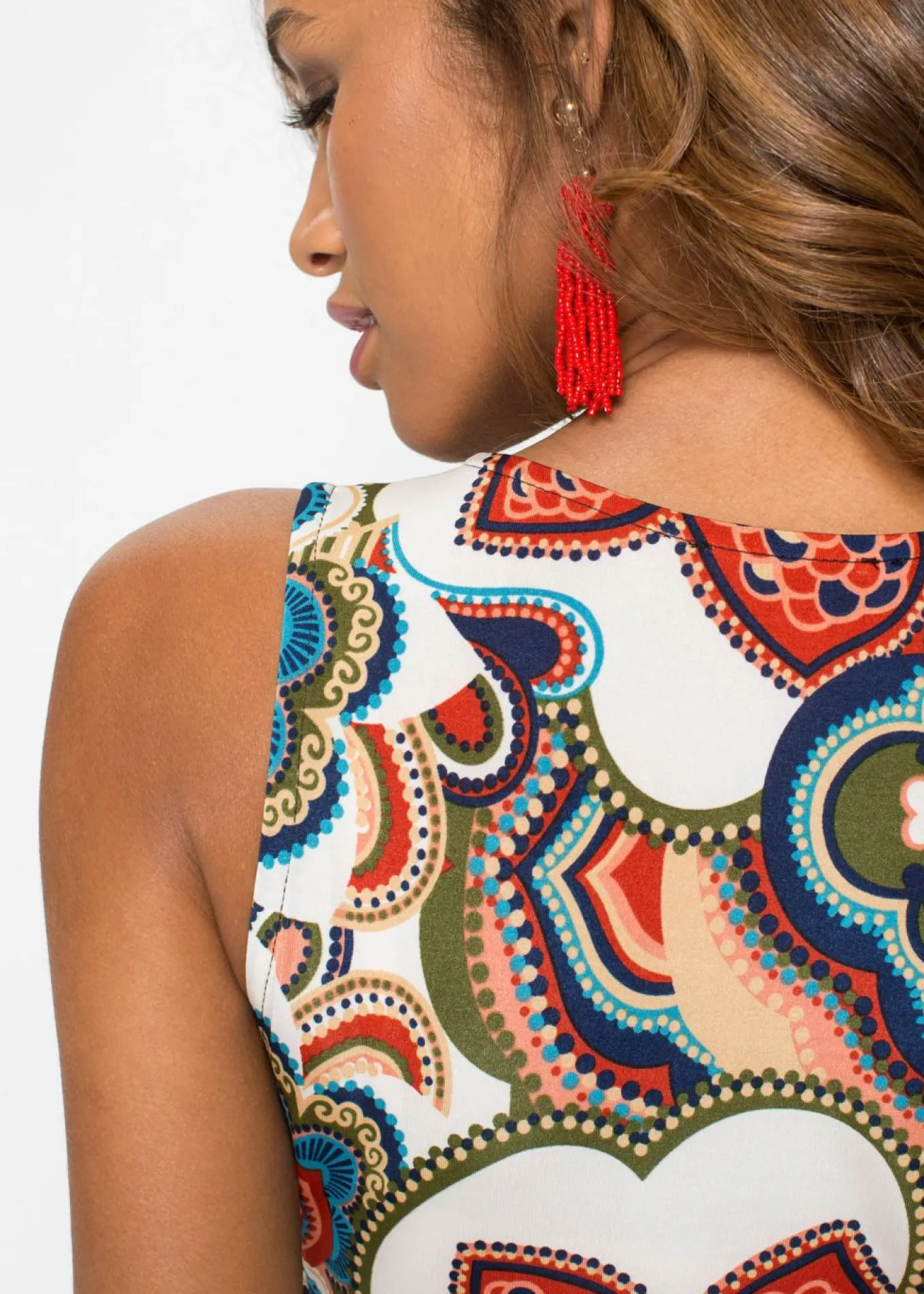 Vestido corto con volantes
