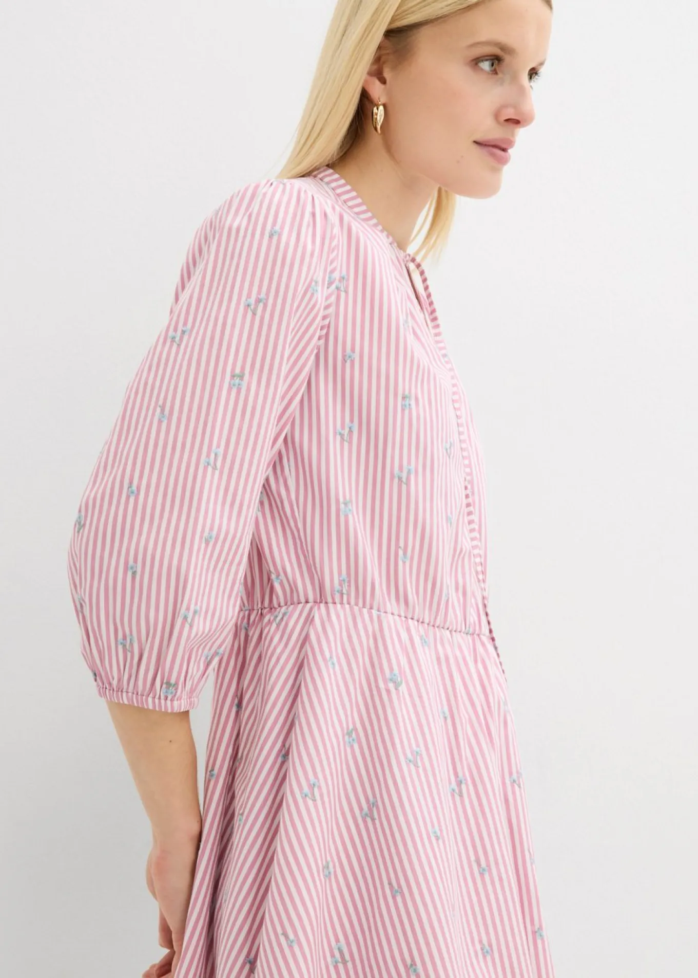 Vestido corto de algodón puro