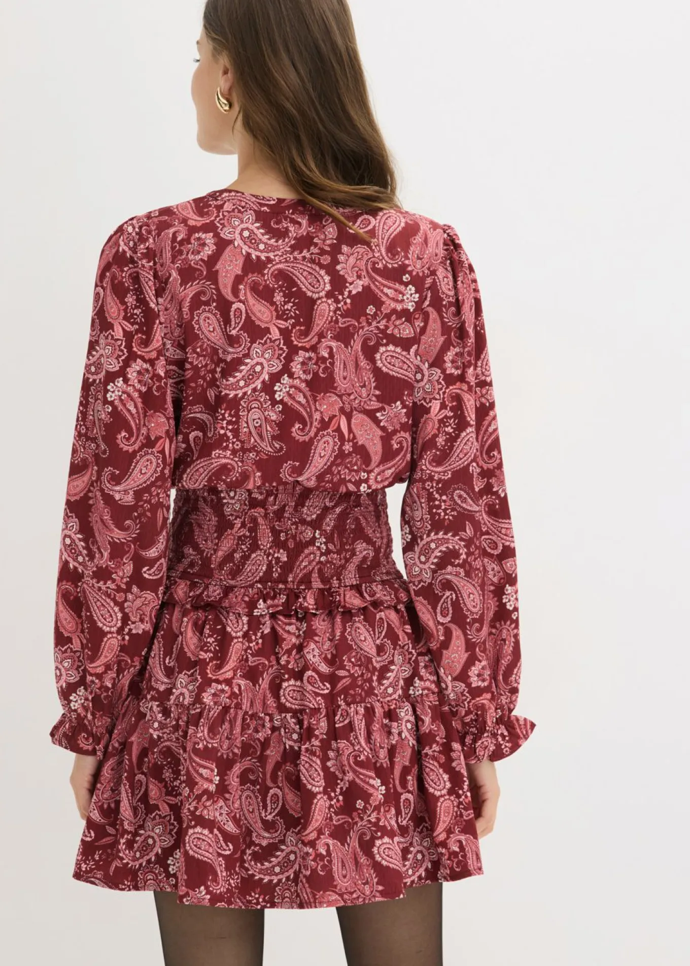 Vestido corto de crepé estructurado