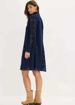 Vestido corto de encaje