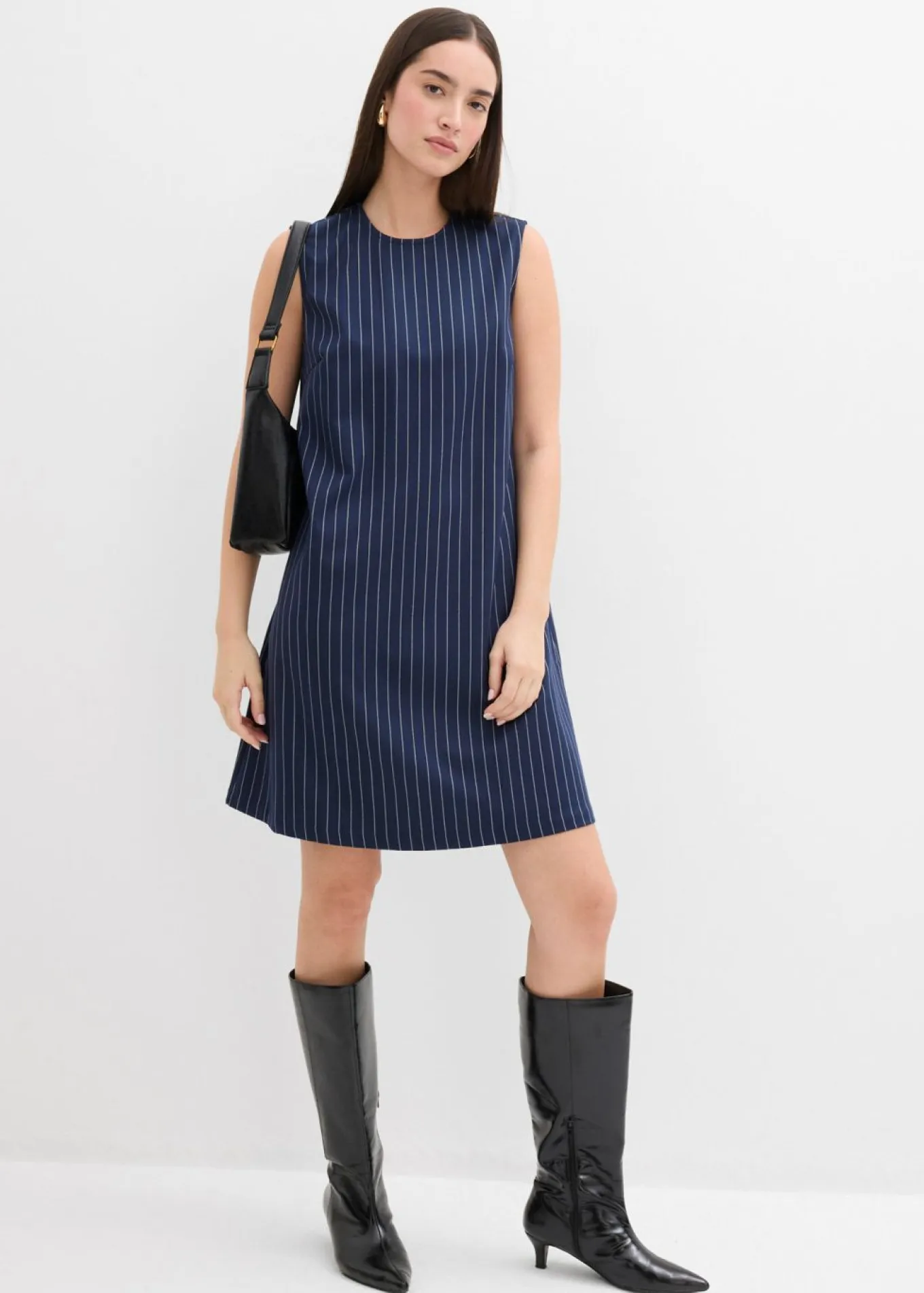 Vestido corto de mezcla de viscosa con raya diplomática