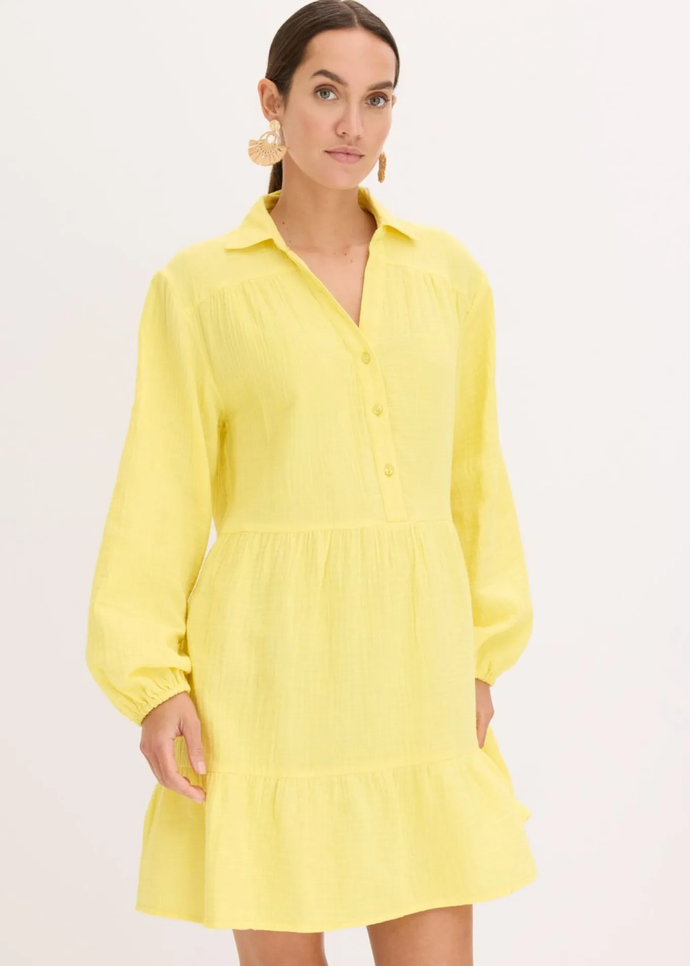 Vestido corto de muselina con paneles