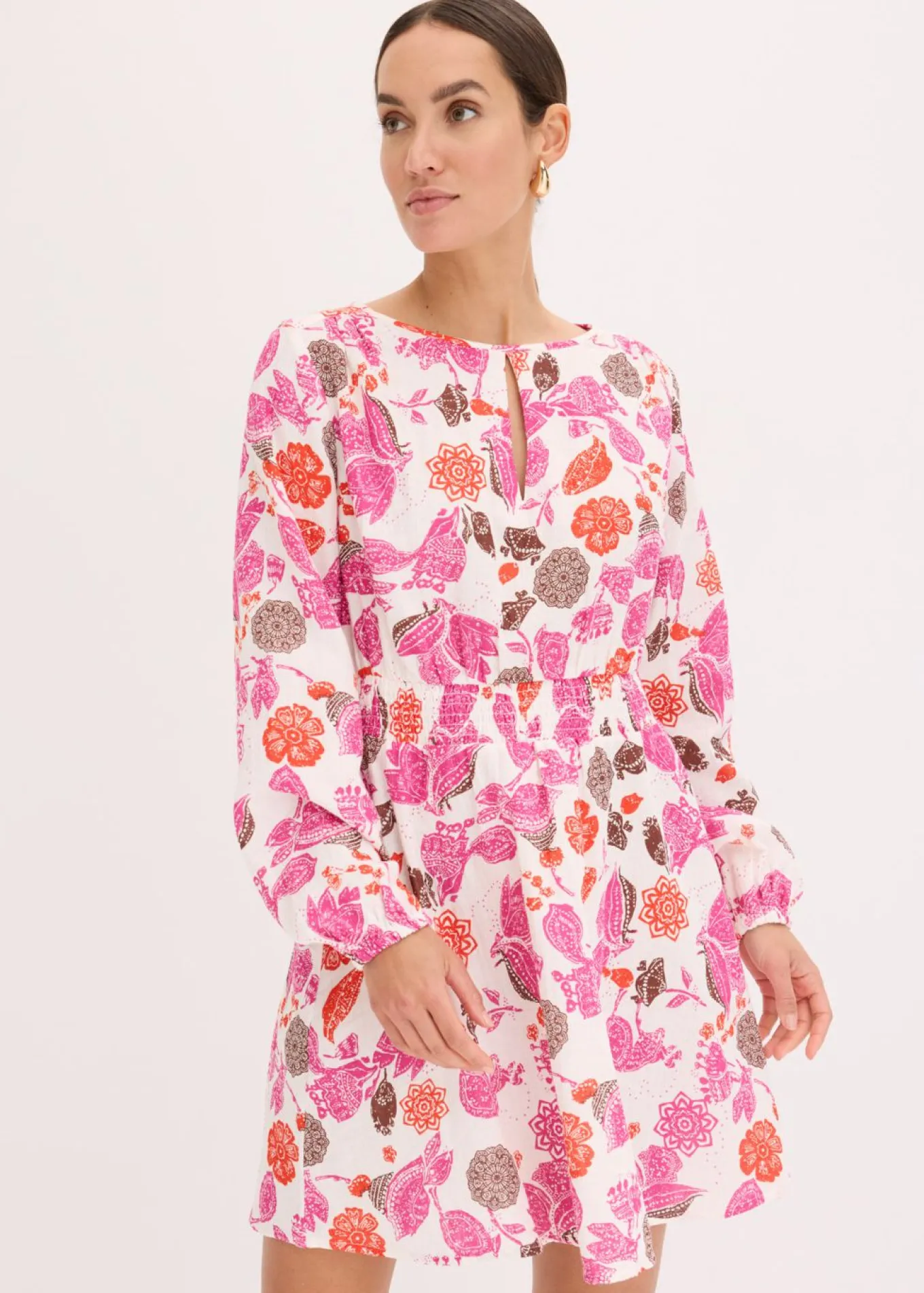 Vestido corto de muselina