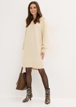 Vestido corto de punto